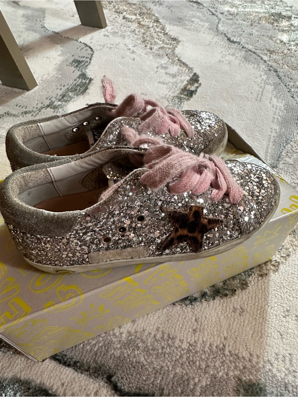 Girls' Glitter golden goose sneakers with Pink Laces